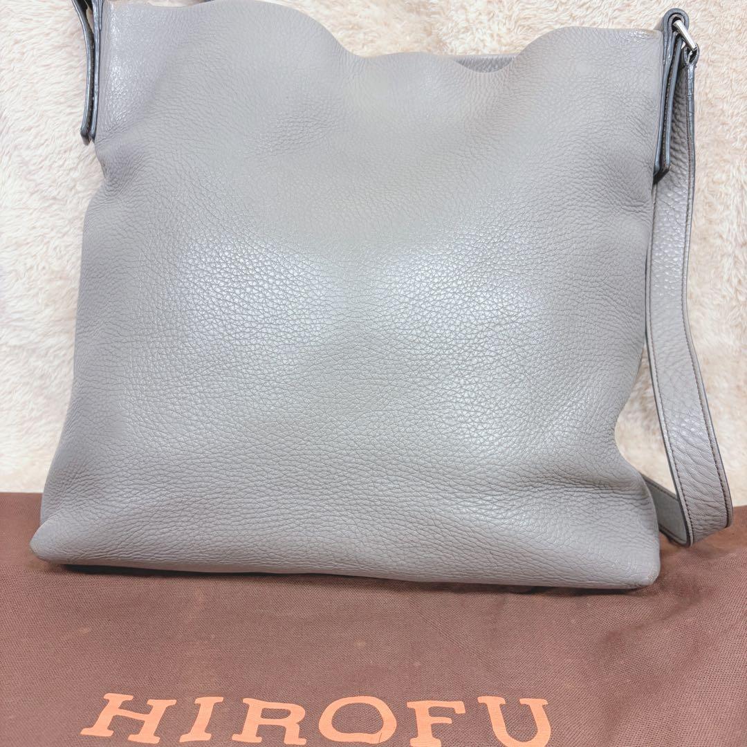 HIROFU ヒロフ ショルダーバッグ レザー ヴィータ 本革 グレージュ