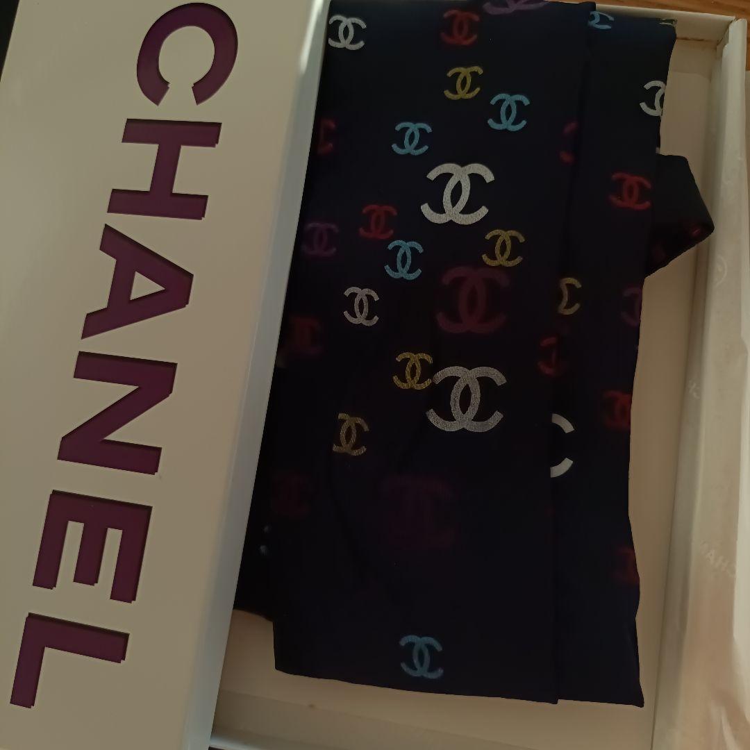 CHANELロゴプリントタイツ　サイズ　2　タグなし CHANELロゴプリントタイツ サイズ 2 タグなし - メルカリ