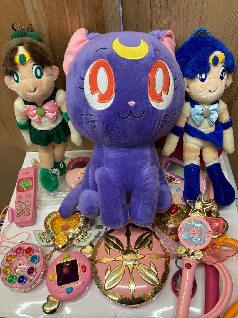 平成女子セット　セーラームーン ぬいぐるみとおもちゃ合計16点セット 楽天市場】美少女戦士 セーラームーン ぬいぐるみ 17点セット 【中古