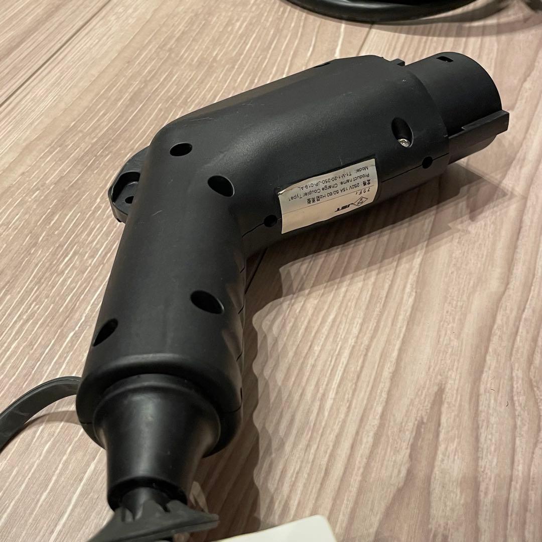 【純正】Audi Universal Charger EV充電器　3.6kW