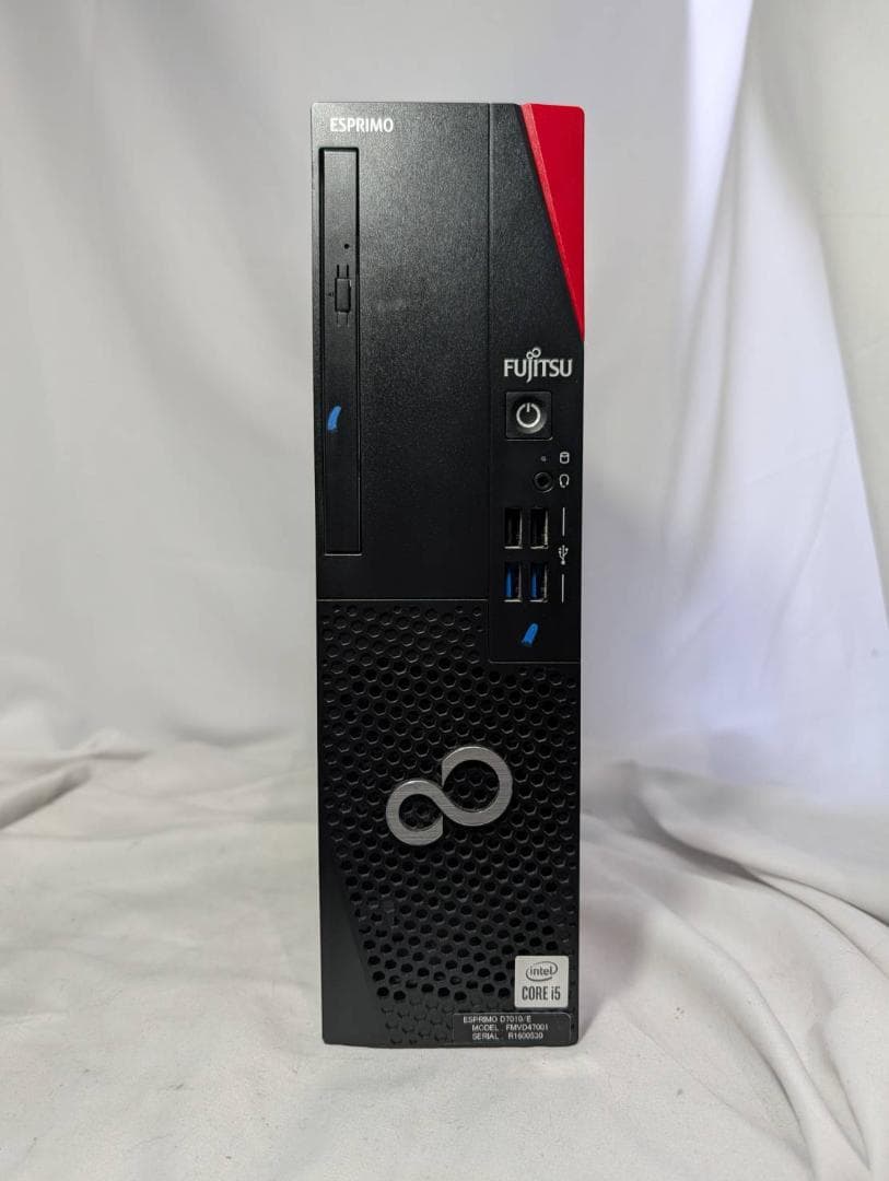 富士通 D7010/E 第10世代 i5/8GB/SSD256GB/Office