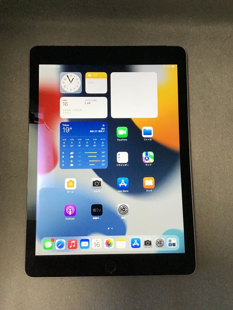 中古　SIMフリー　iPad Air 第2世代　Wi-Fi+Cellular iPad Air 2 Wi-Fi+Cellular(au) 32GB (A1567)9.7 Retina シルバー 中古