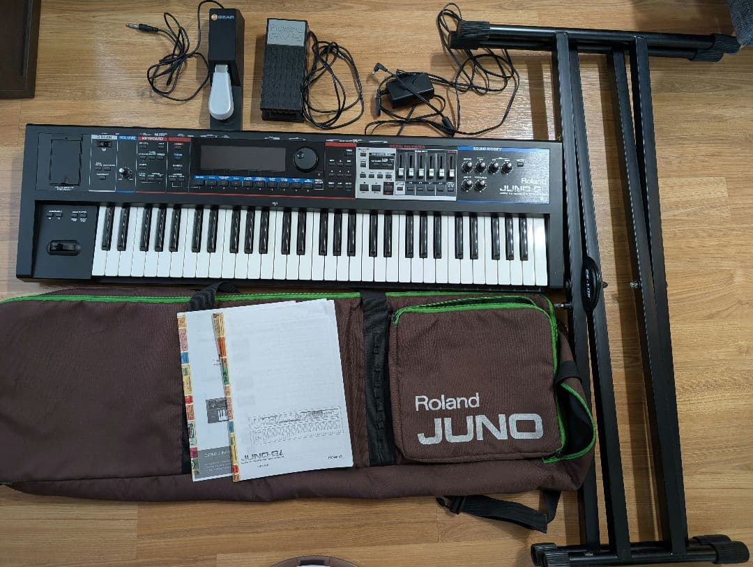 Roland JUNO-Gi シンセサイザー 61鍵 Roland - JUNO-Gi | Mobile Synthesizer with Digital Recorder