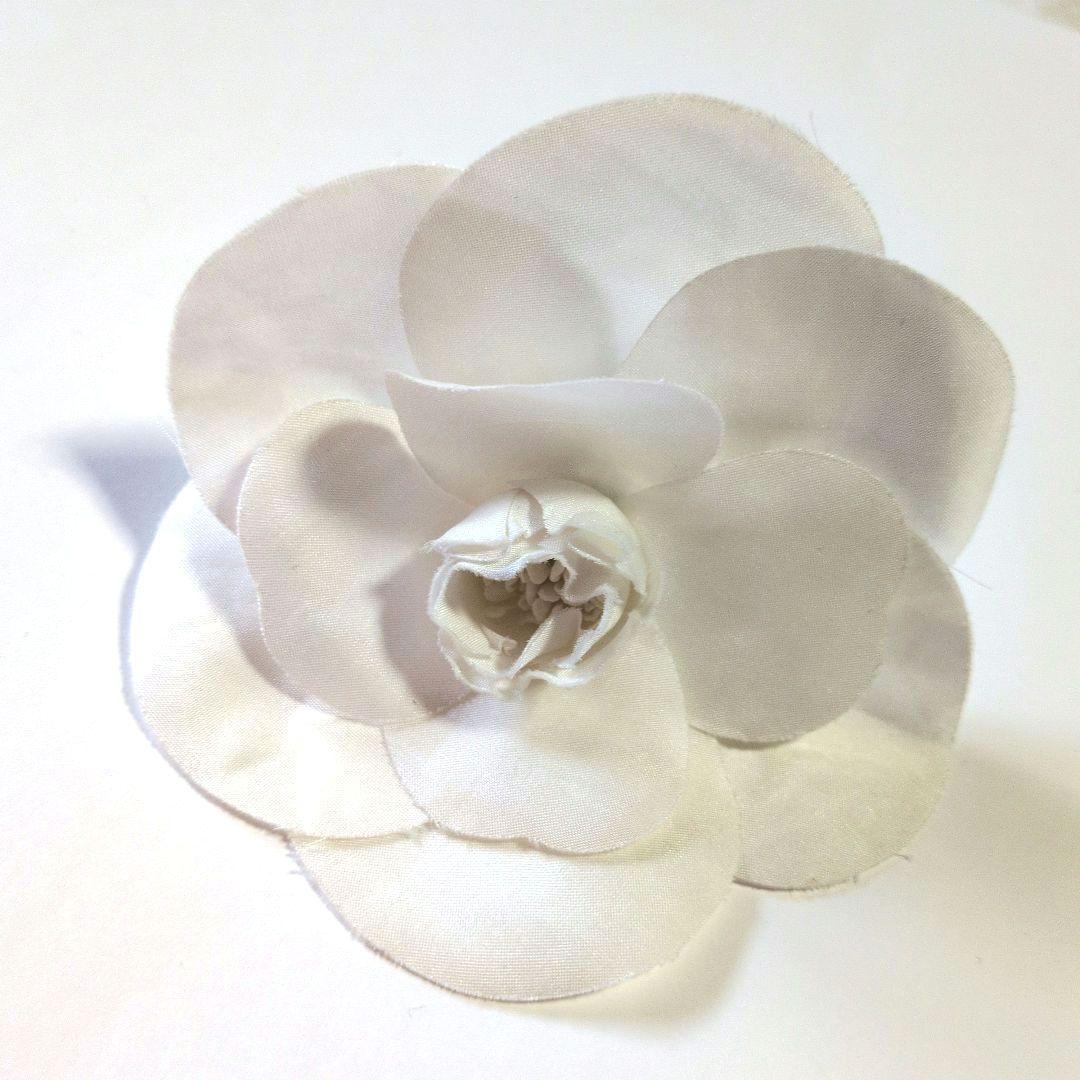 CHANEL シャネル カメリア コサージュ 11cm ホワイト 刻印プレート