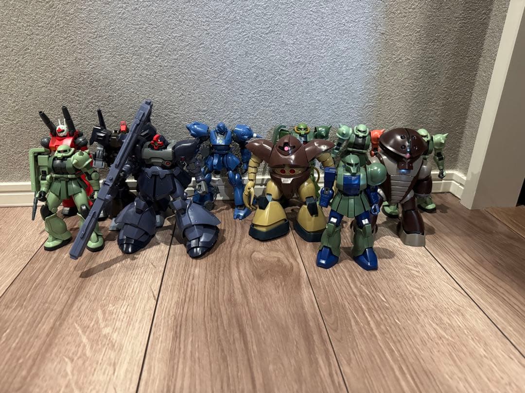 HGUCガンプラ 11体セット　ジャンク HGUCガンプラ 11体セット ジャンク ガンプラ 11体セット ザク各種