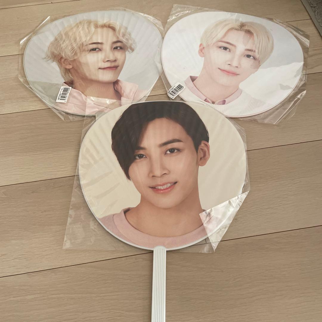 SEVENTEEN ジョンハン 歴代うちわ まとめ売り - メルカリ