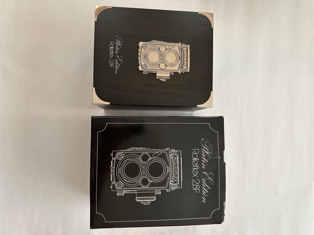 Rolleiflex 2.8F Platinum Edition 木製ボックス