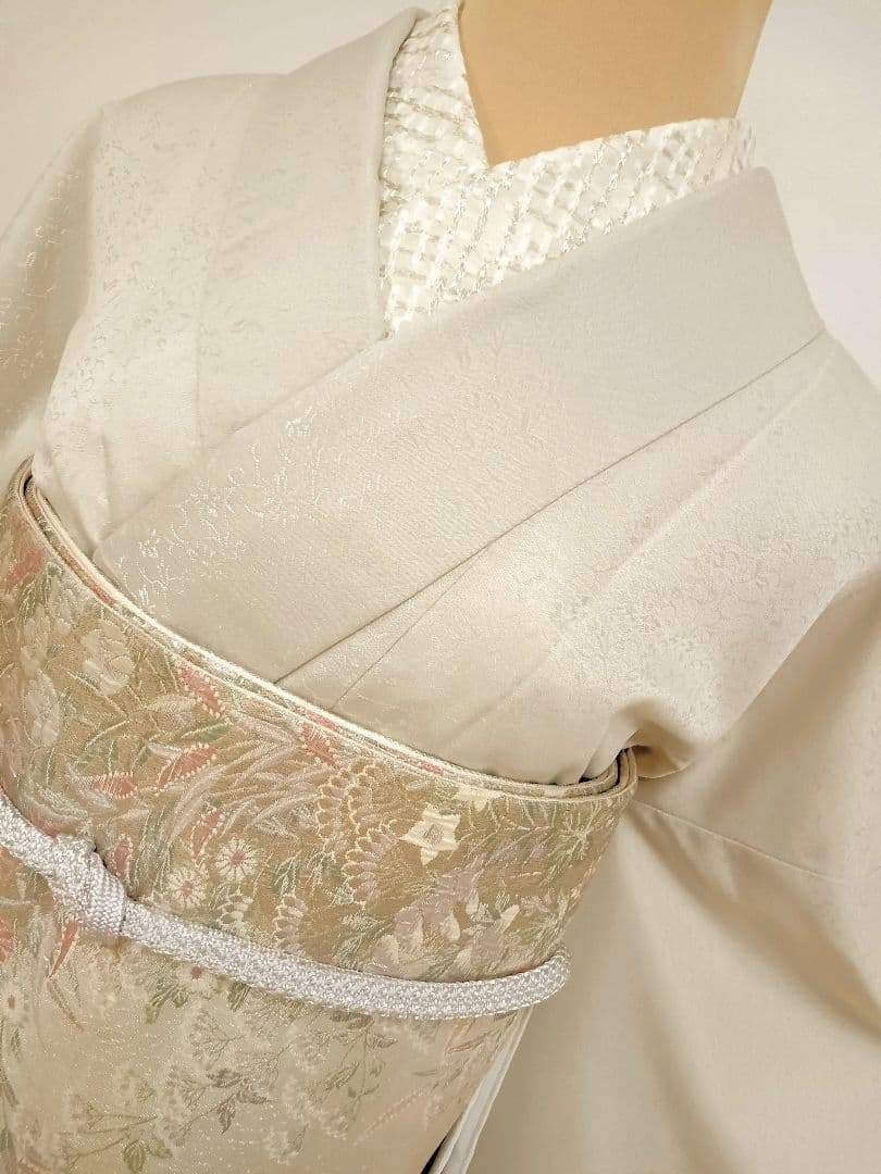 洗える色無地　花唐草地紋　ジャガード織　Lサイズ 楽天市場】＼次回の入荷は、3月末頃です／洗える着物 色無地 上品 袷