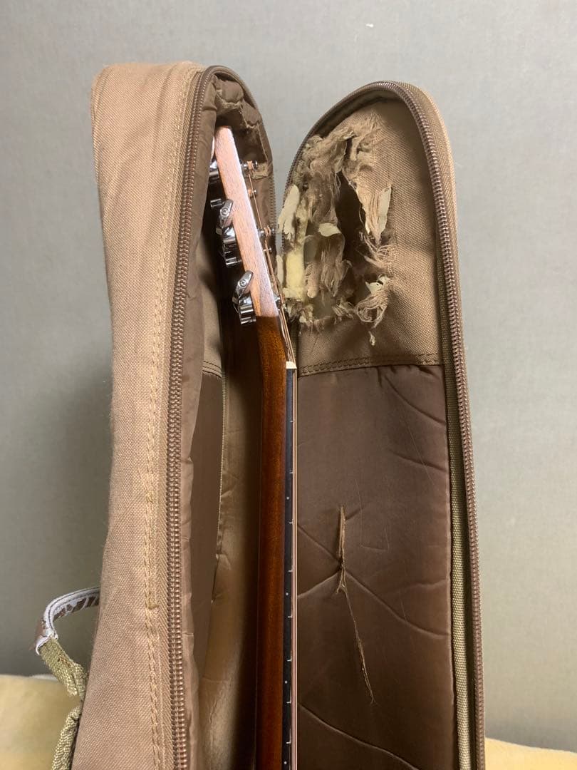 【難あり】Taylor 110ce トップ割れ＋傷