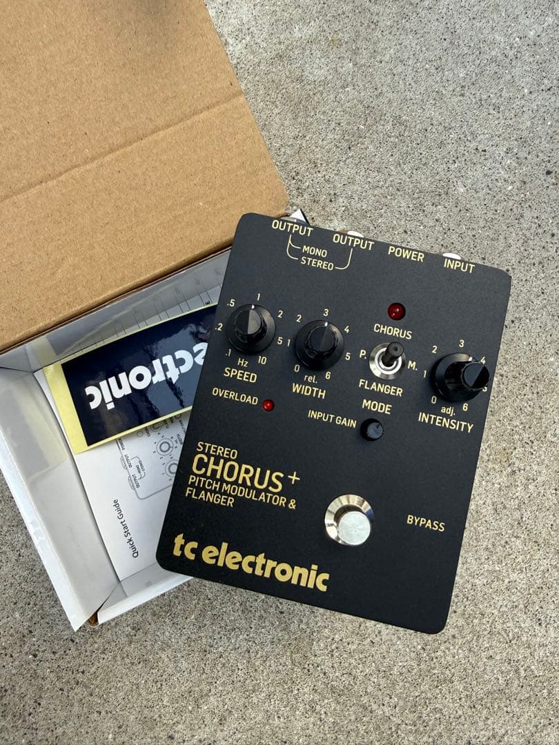 TC ELECTRONIC SCF GOLDギター　エフェクター　コーラス TC Electronic SCF Gold Stereo Chorus Flanger Pedal | Sweetwater