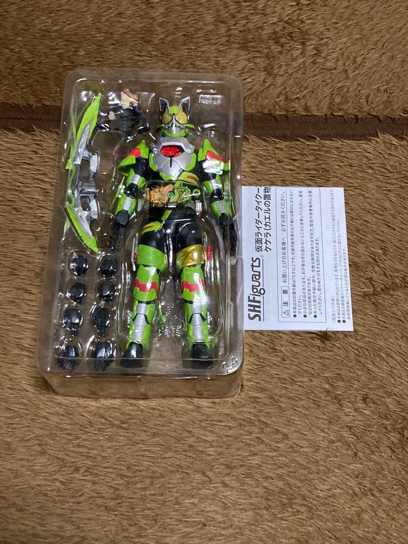 S.H.Figuarts 仮面ライダータイクーン　フィーバーニンジャ