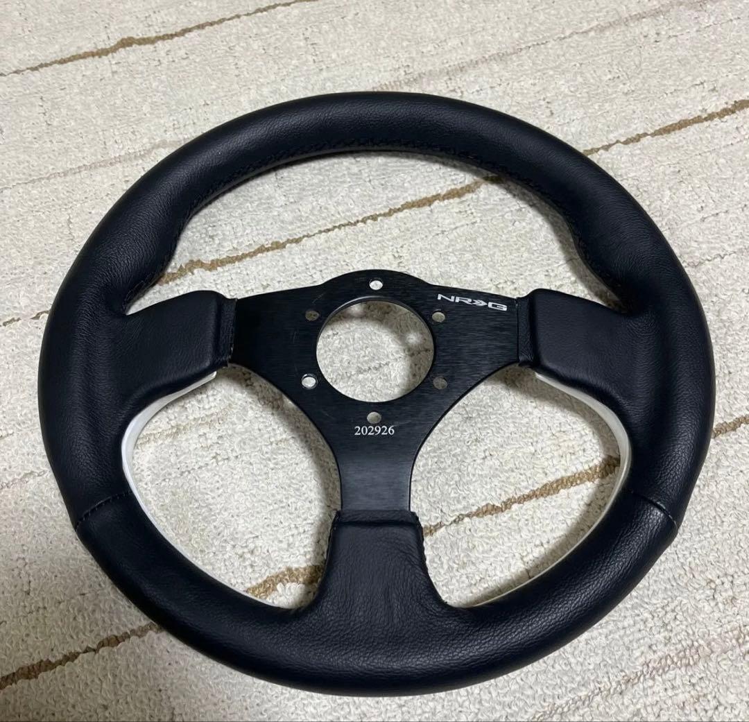 NRG ステアリング 32cm フラットタイプ - メルカリ