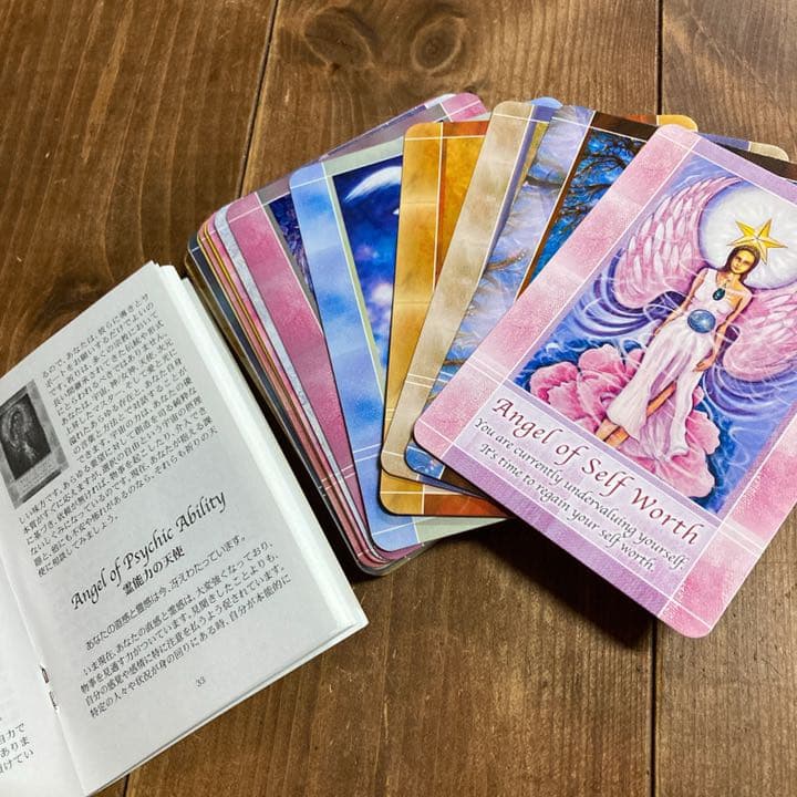 激レア 天使と神と女神のオラクルカード - メルカリ