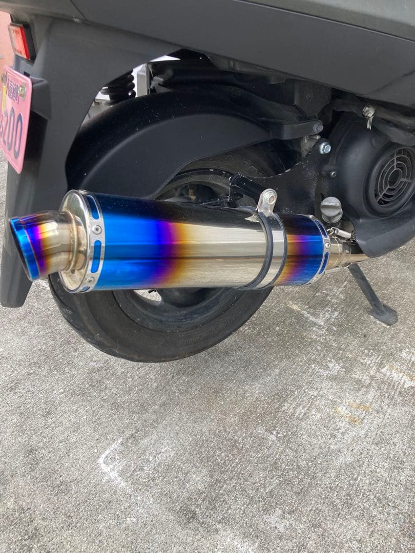 アクシスZ マフラー 使用期間1ヶ月 - メルカリ