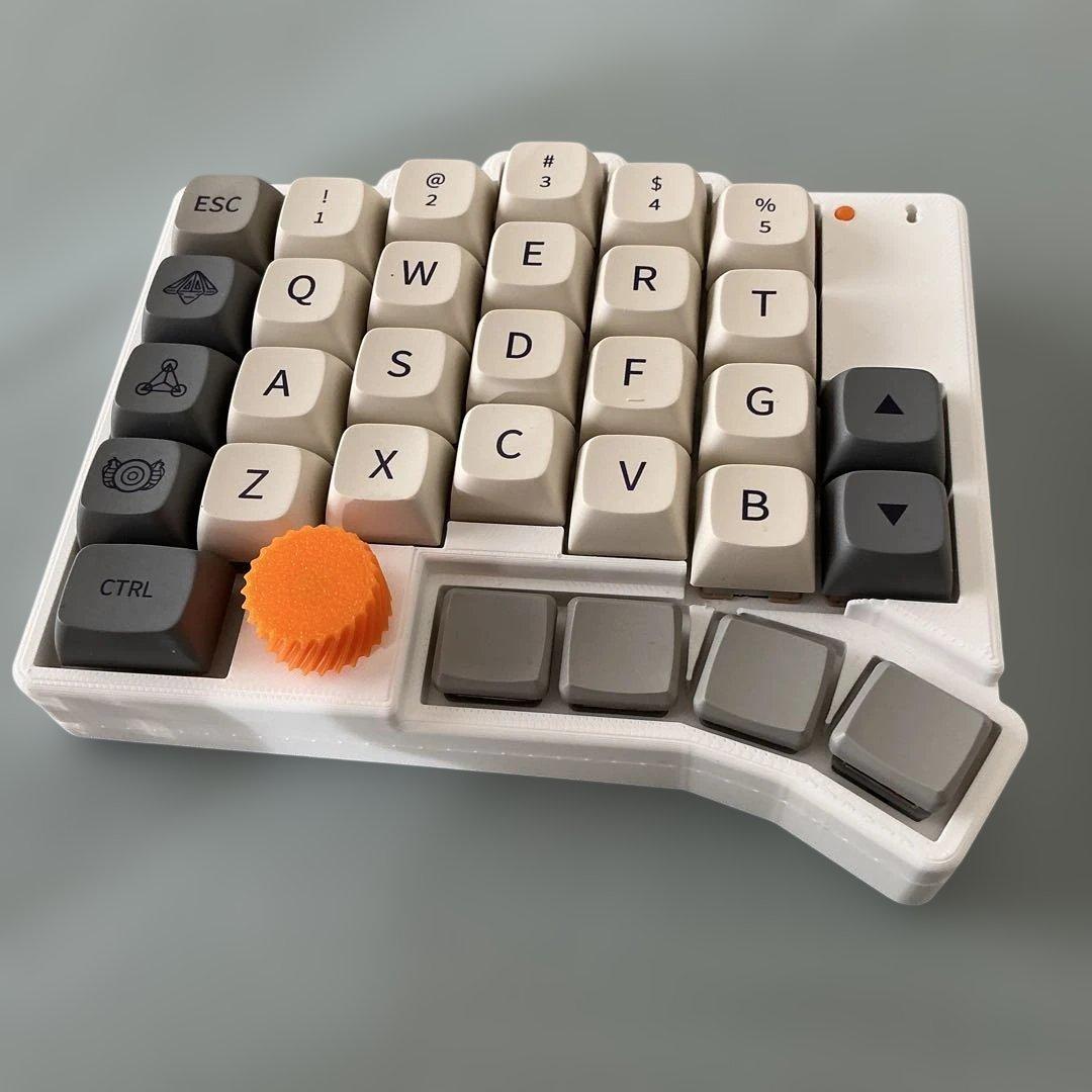 分割型キーボードZaruball - メルカリ