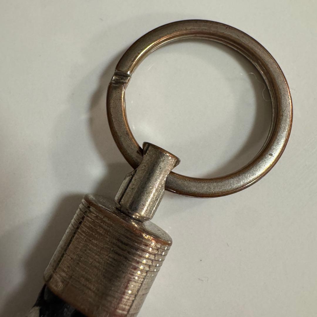 BOTTEGA VENETA 編み込みレザーキーホルダー - メルカリ