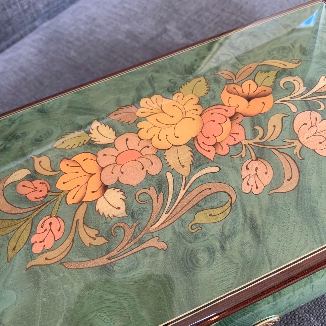 美品 Romance リュージュ イタリア製 宝石箱 スイス製オルゴール