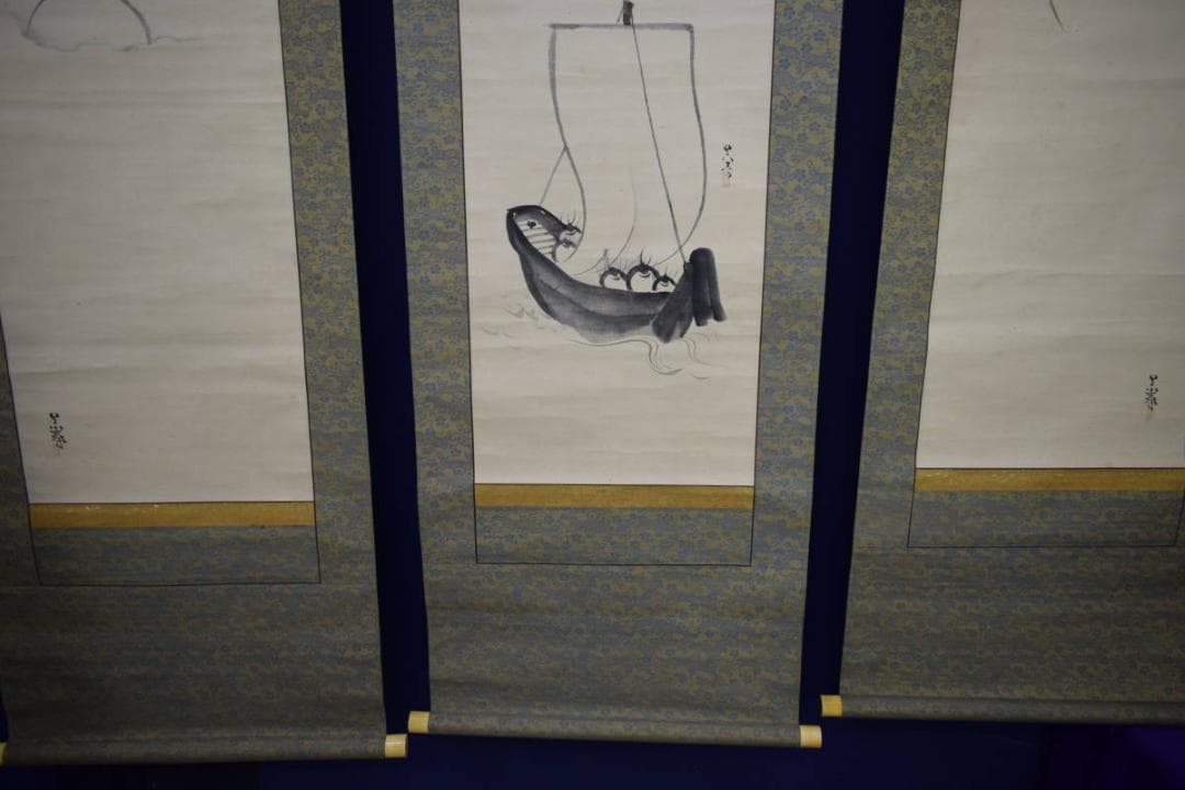 真作/松村呉春/ 日ノ出図/宝珠/宝船図/三幅対/布袋屋掛軸HJ-551 - メルカリ