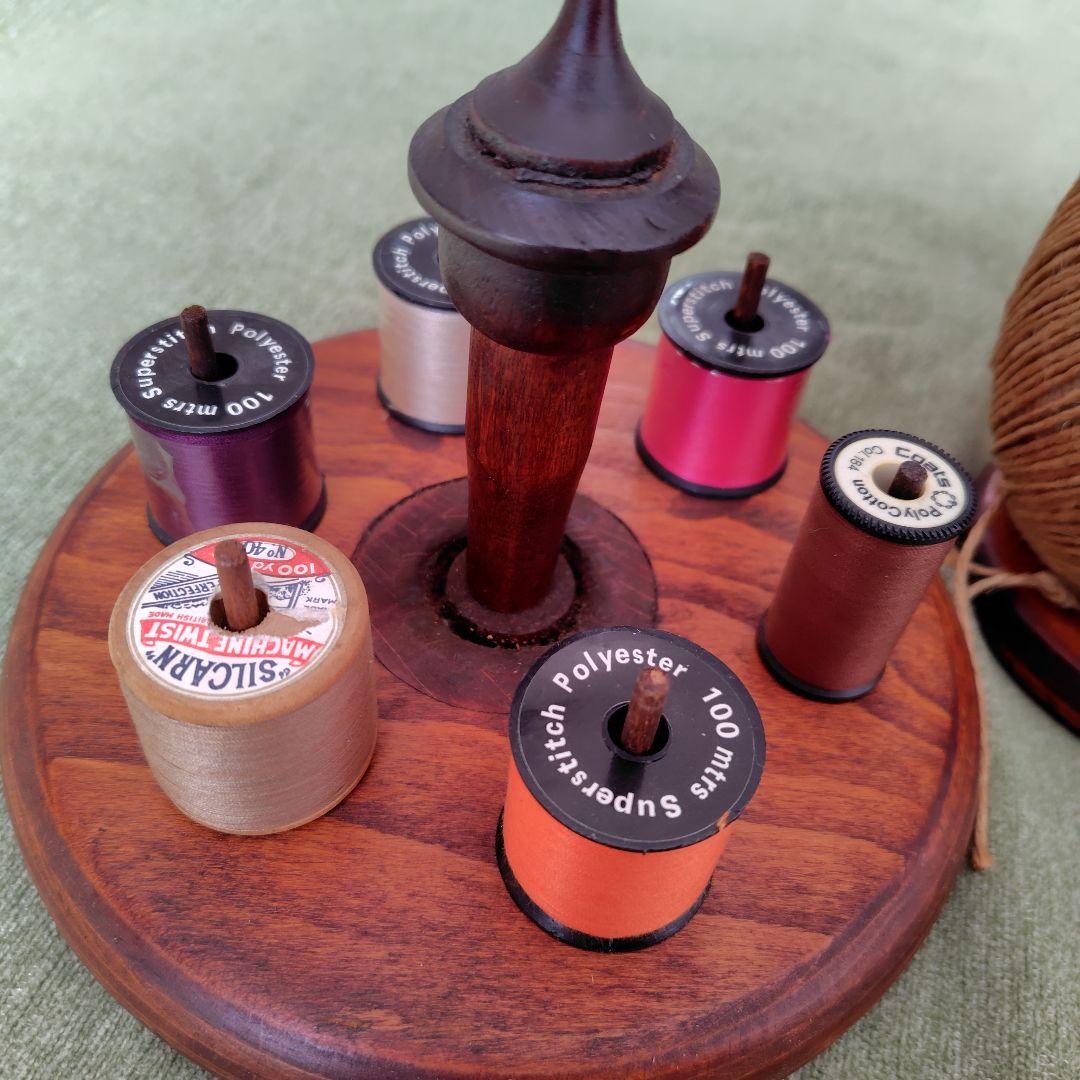 英国アンティーク 木製糸巻きホルダーとボビンスタンドセット - メルカリ