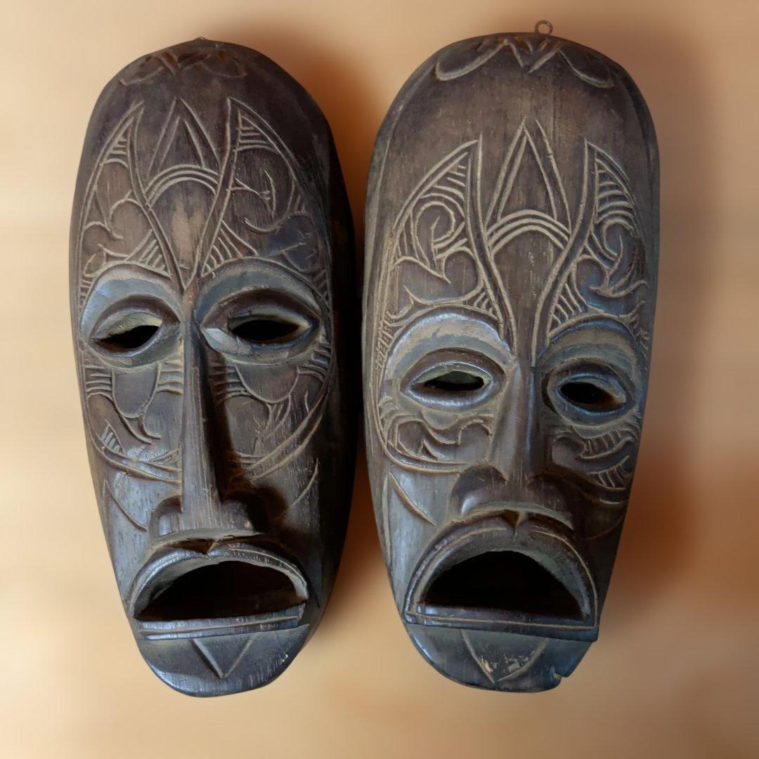 アフリカンマスク 木製彫刻 2点セット - メルカリ