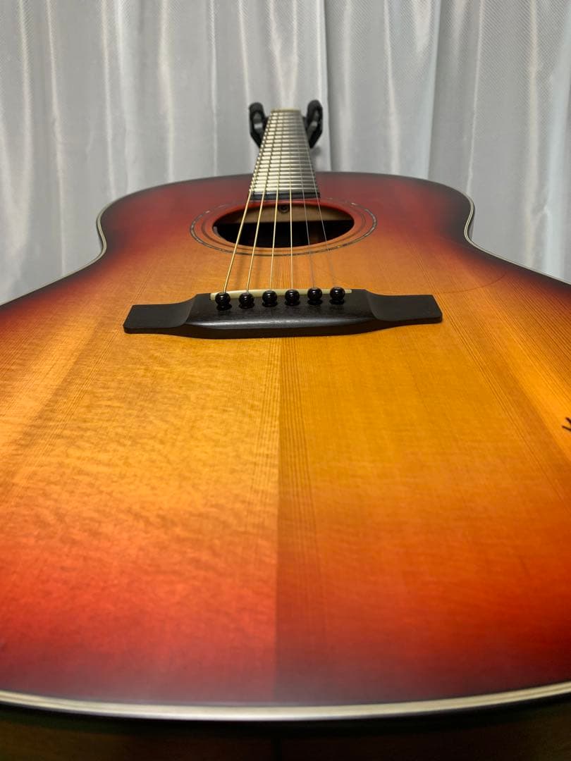 K.Yairi RF-65 HB L.R.Baggs LYRICピックアップ搭載