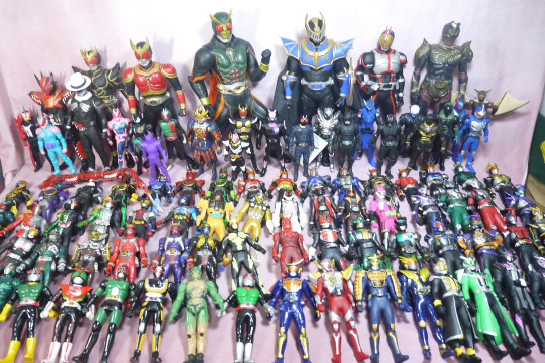 ライダーヒーローシリーズ　ビッグサイズソフビフィギュア　96体セット 仮面ライダーゼッツ BIGサイズソフビフィギュア│株式会社BANDAI