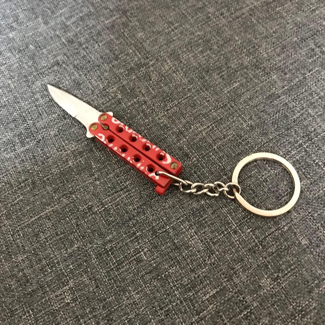 Supreme Mini Butterfly Knife Keychain - メルカリ