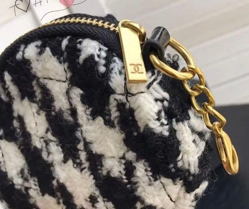 ノベルティースマホCHANEL キルティングバッグ セット - メルカリ