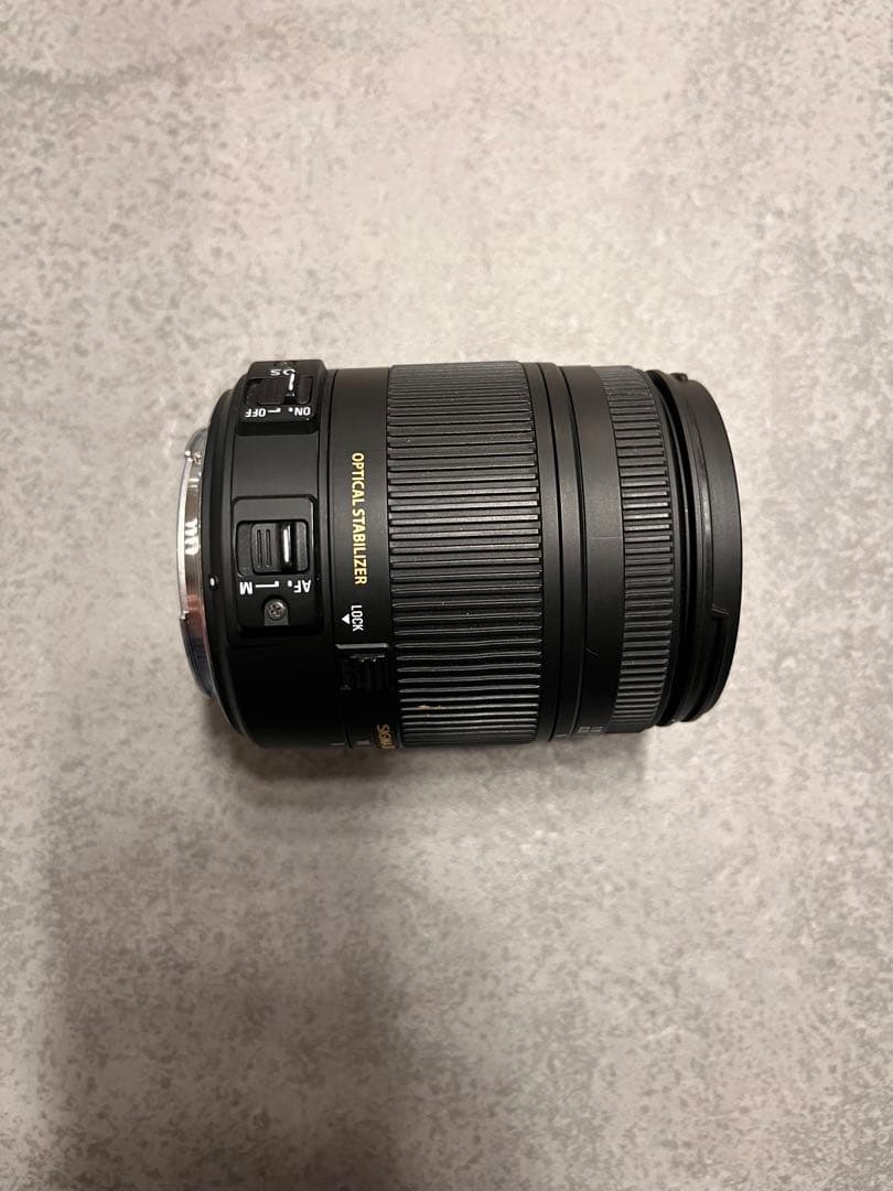 SIGMAズームレンズ 18-250mm F3.5-6.3 キヤノンAPS-C用