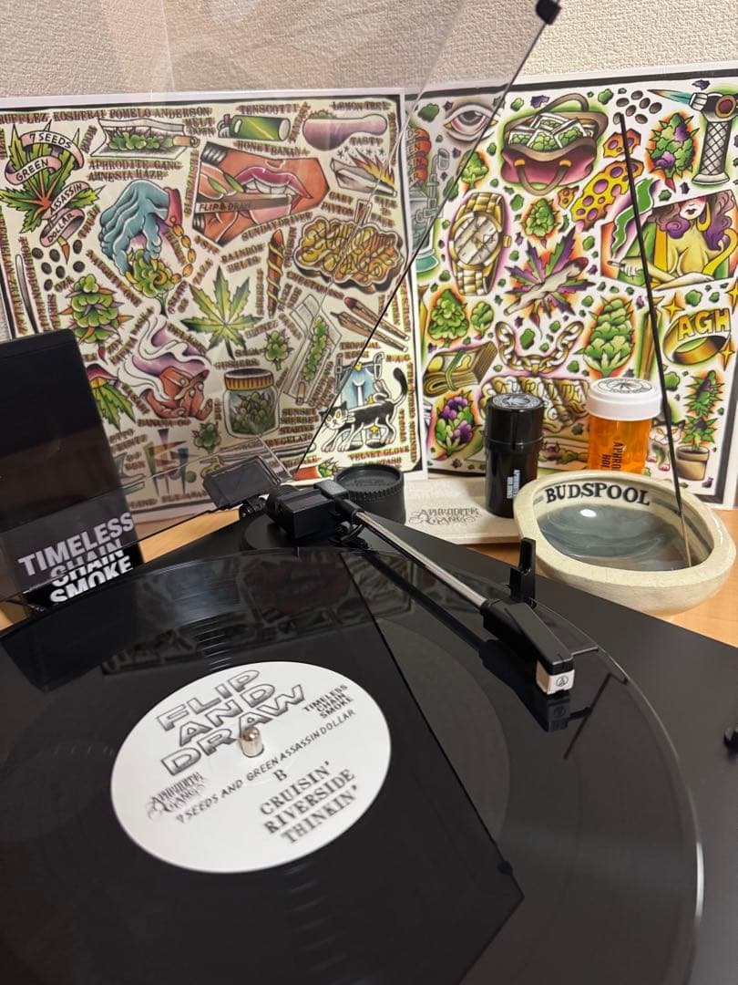 アフロディーテギャンググリーンアサシンダラレコード２枚プレイヤースピーカー。 FLIP&DRAW II -2LP- / 7SEEDS&GREEN ASSASSIN DOLLAR | APHRODITEGANG