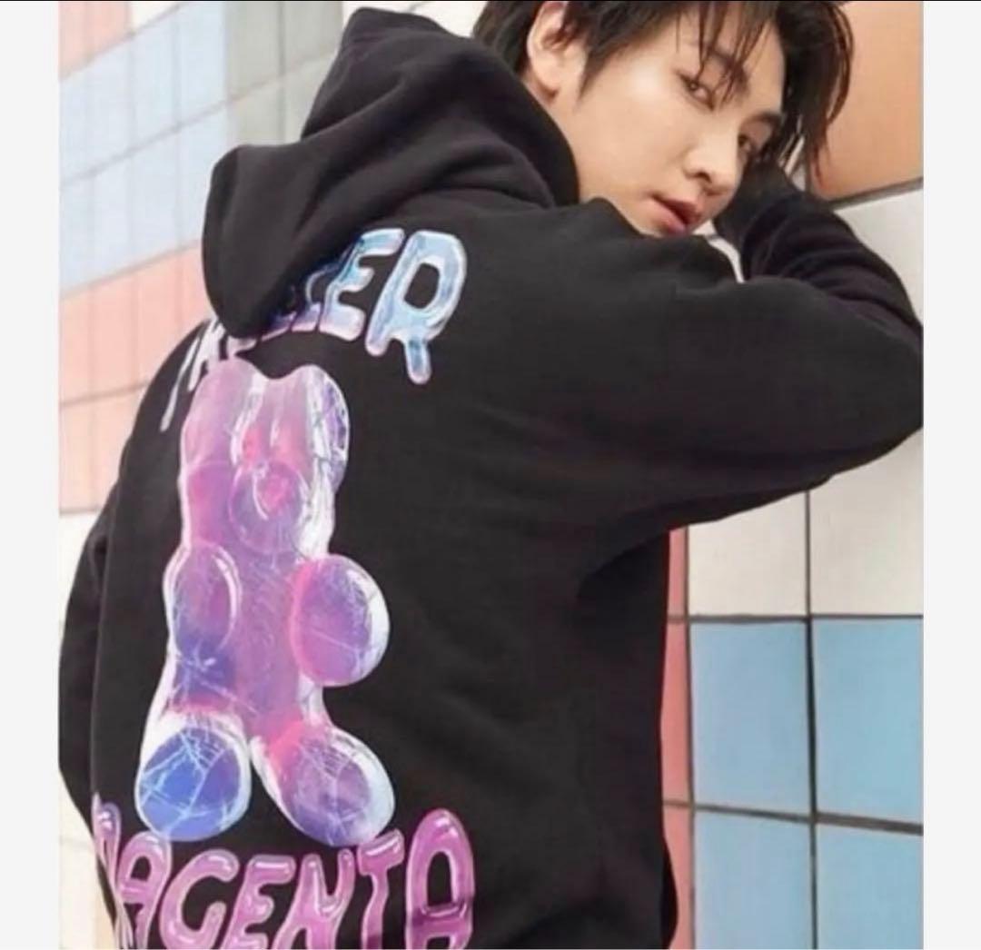 Freezer×Magenta フーディ bossnoeul【おまけカード付】 - メルカリ