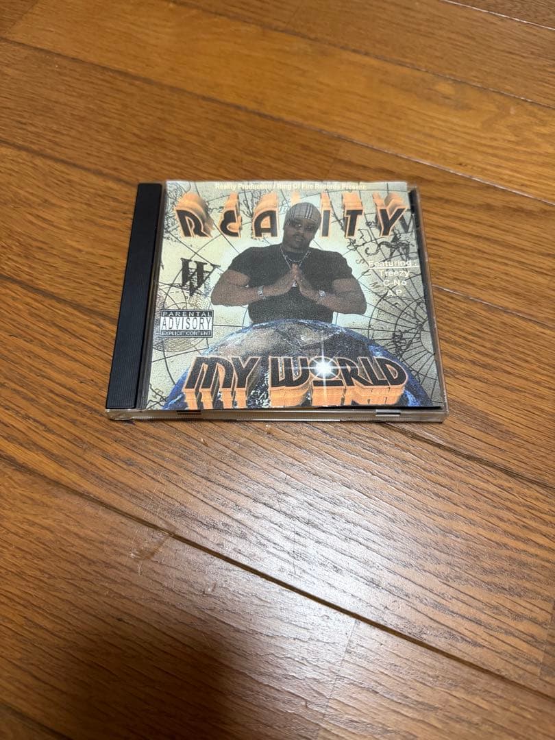 洋楽 REALITY / MY WORLD MY WORLD - YouTube