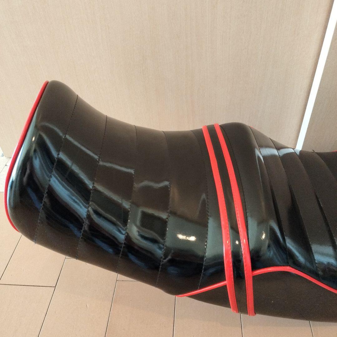 ジェイド250☆バイク3段シート 黒/赤 エナメル素材☆ - メルカリ