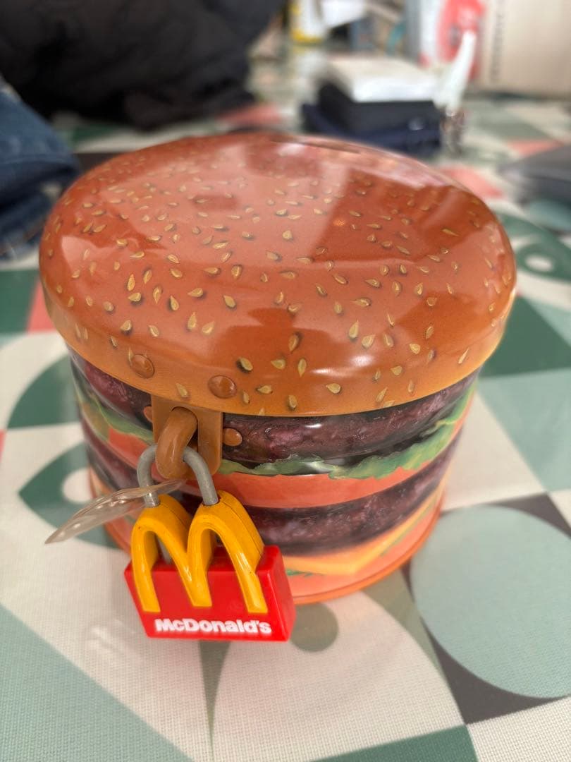 マクドナルド ビッグマック Big Mac 貯金箱 貯金缶 レア 1998 - メルカリ
