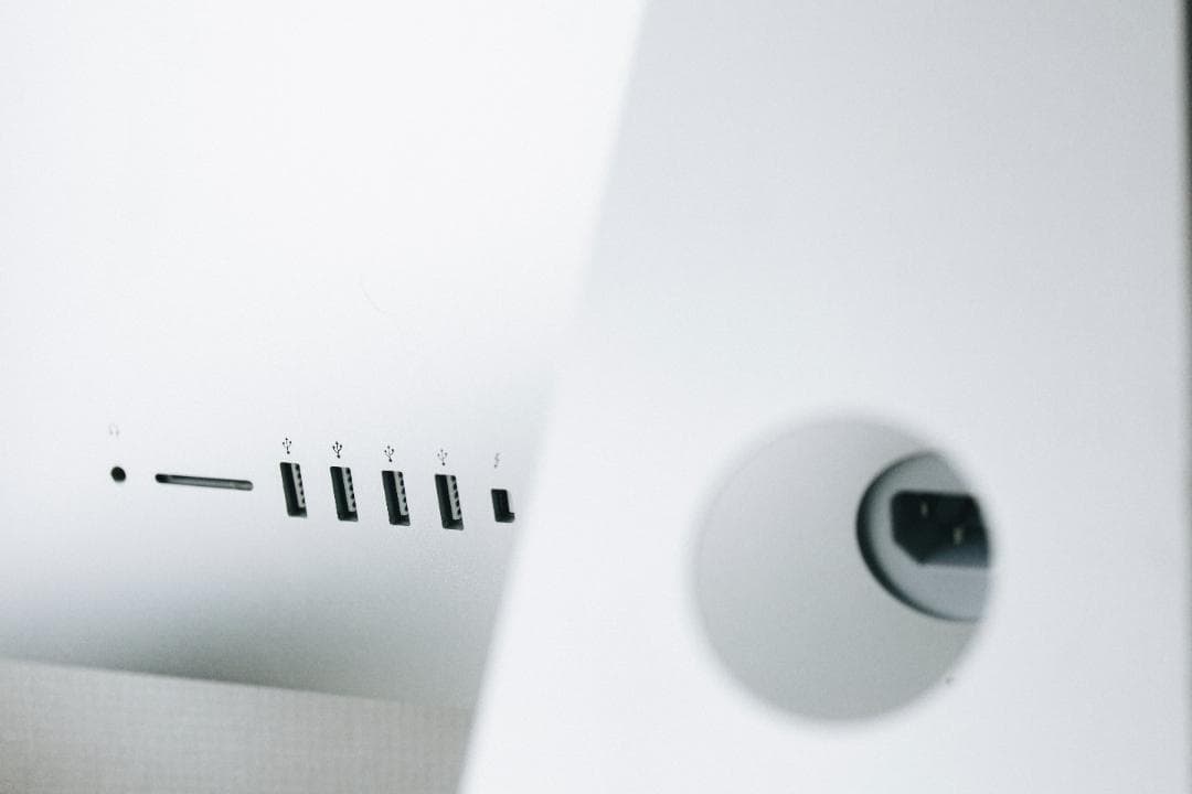 スマホ・タブレット・パソコン iMac 21.5inch,Late 2013