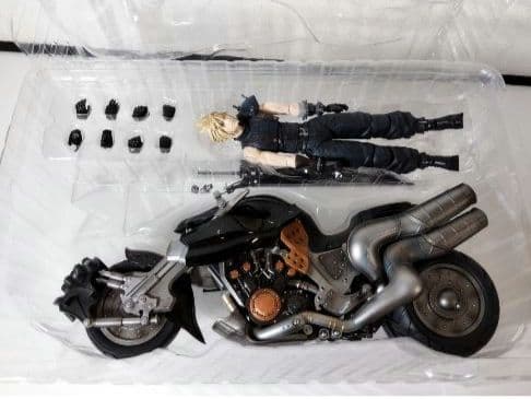 クラウド ハーディ=デイトナ フィギュア プレイアーツ改 FF7 限定