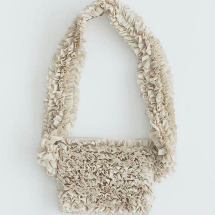 R＆D.M.Co⁻ オールドマンズテーラー フリルボディバッグ - メルカリ