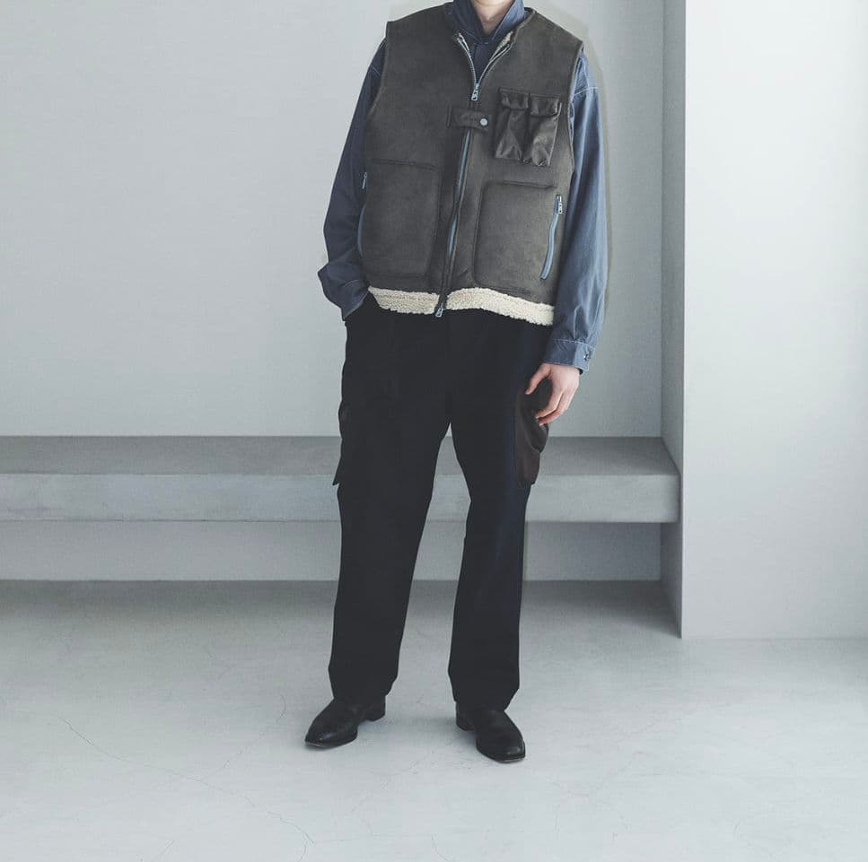 新品】F/CE. FAUX SHEARLING VEST ムートン Lsize - メルカリ