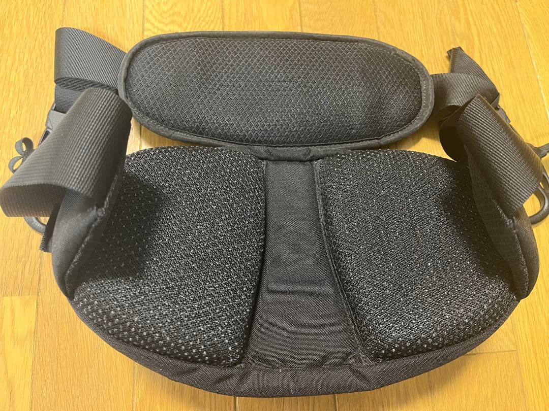 《美品⭐︎》Hugoo ヒップシート ブラック