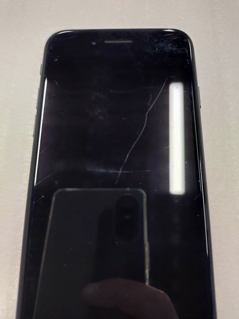 4-378 iPhoneSE ブラック 本体 64GB SIMロックなし iPhone SE（SIM