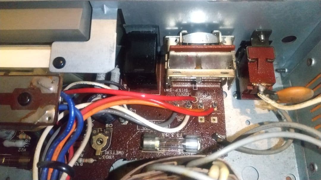 東芝 Aurex SC-335 アナログレベルメーター搭載 ステレオパワーアンプ