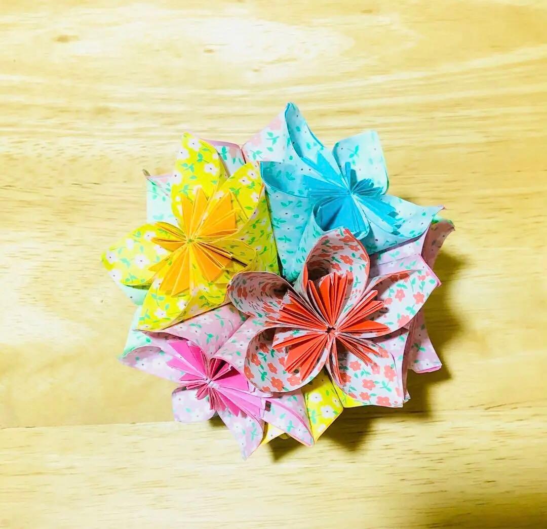 折り紙『花くす玉‪‪』 ☆カラフル - メルカリ‬‬