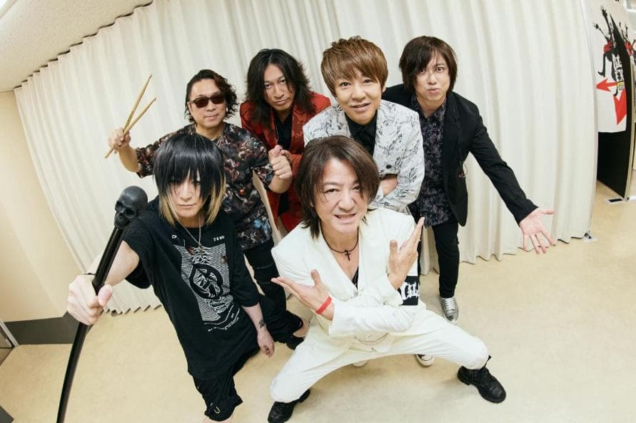 激レア GLAY TERU 着 ロングブーツ JULIUS ユリウス - メルカリ