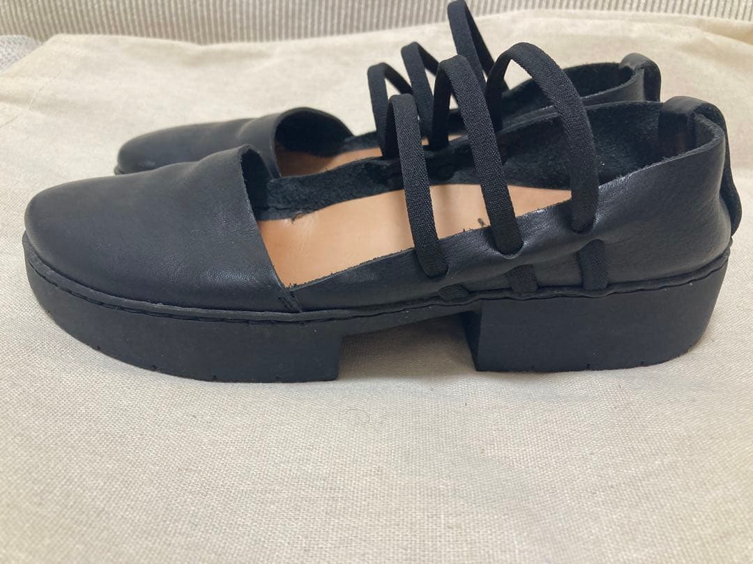 トリッペン　レザーサンダル　黒 24〜24.5cm