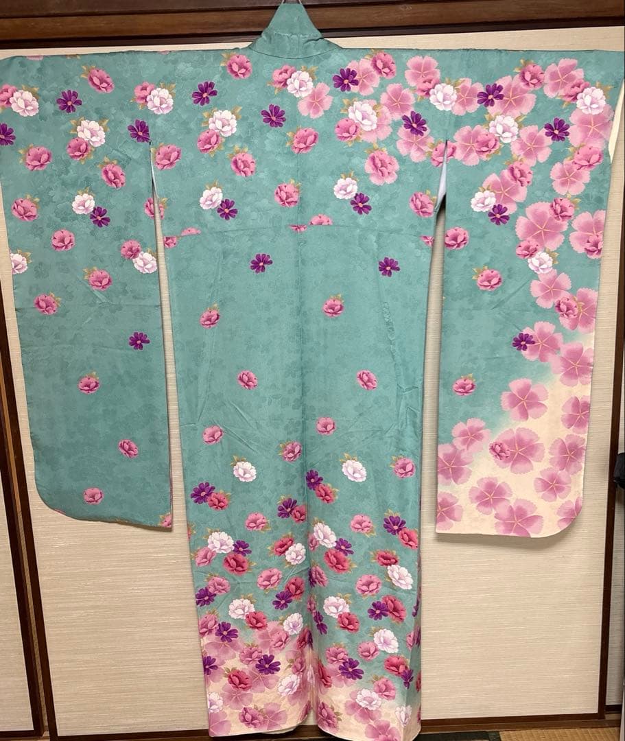 新橋色 菊牡丹柄 振袖 身丈157