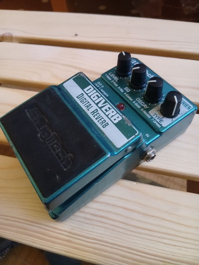 DIGITECH DIGIVERB デジタルリバーブ