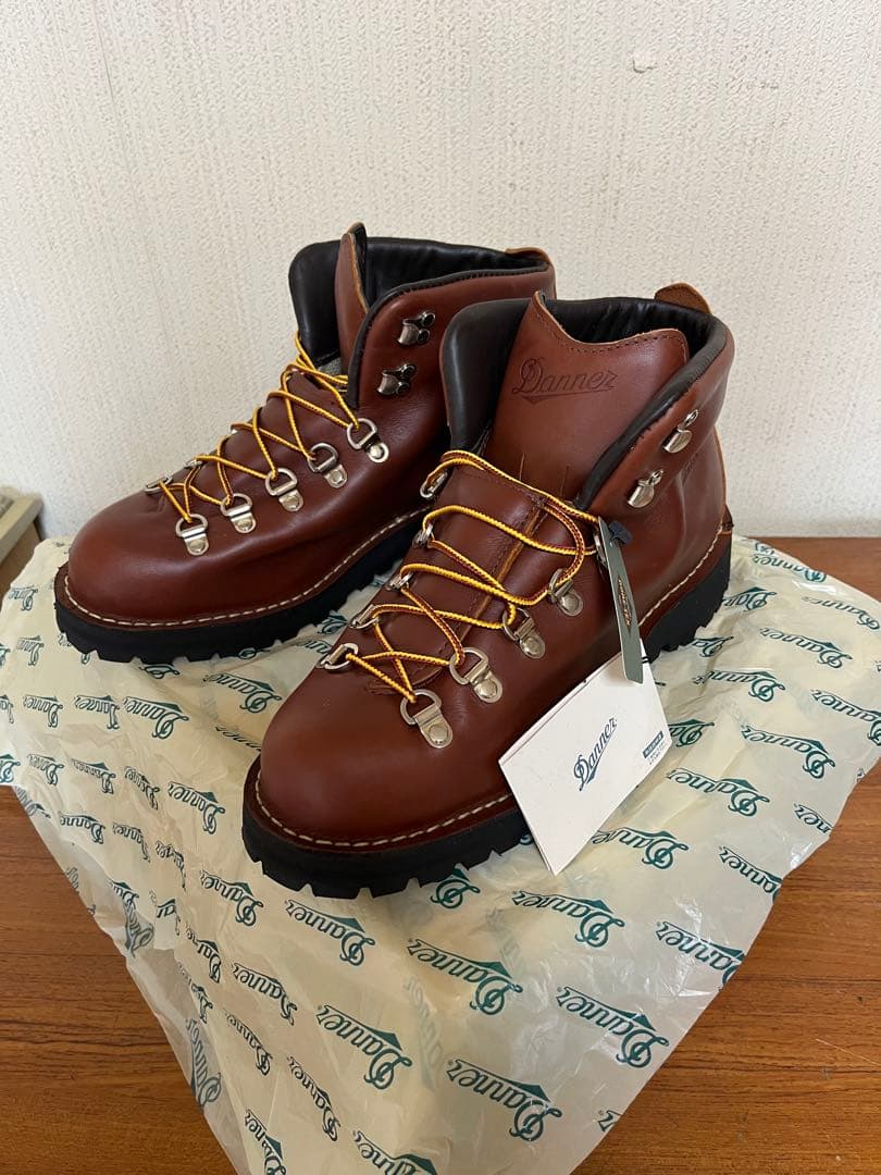 新品USA製DANNERダナーマウンテンライト30520X US9 27.0cm - メルカリ