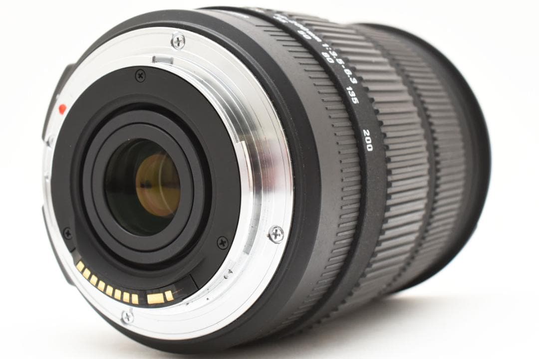 SIGMA 18-200mm F3.5-6.3 DC OS キヤノン用