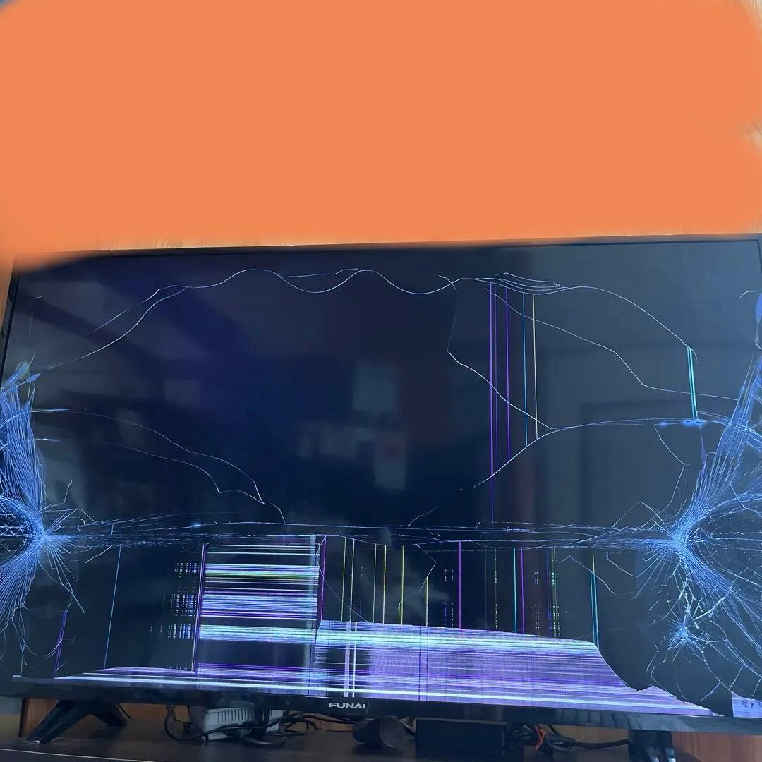 FUNAI 大画面液晶テレビ 画面ひび割れあり - テレビ最高