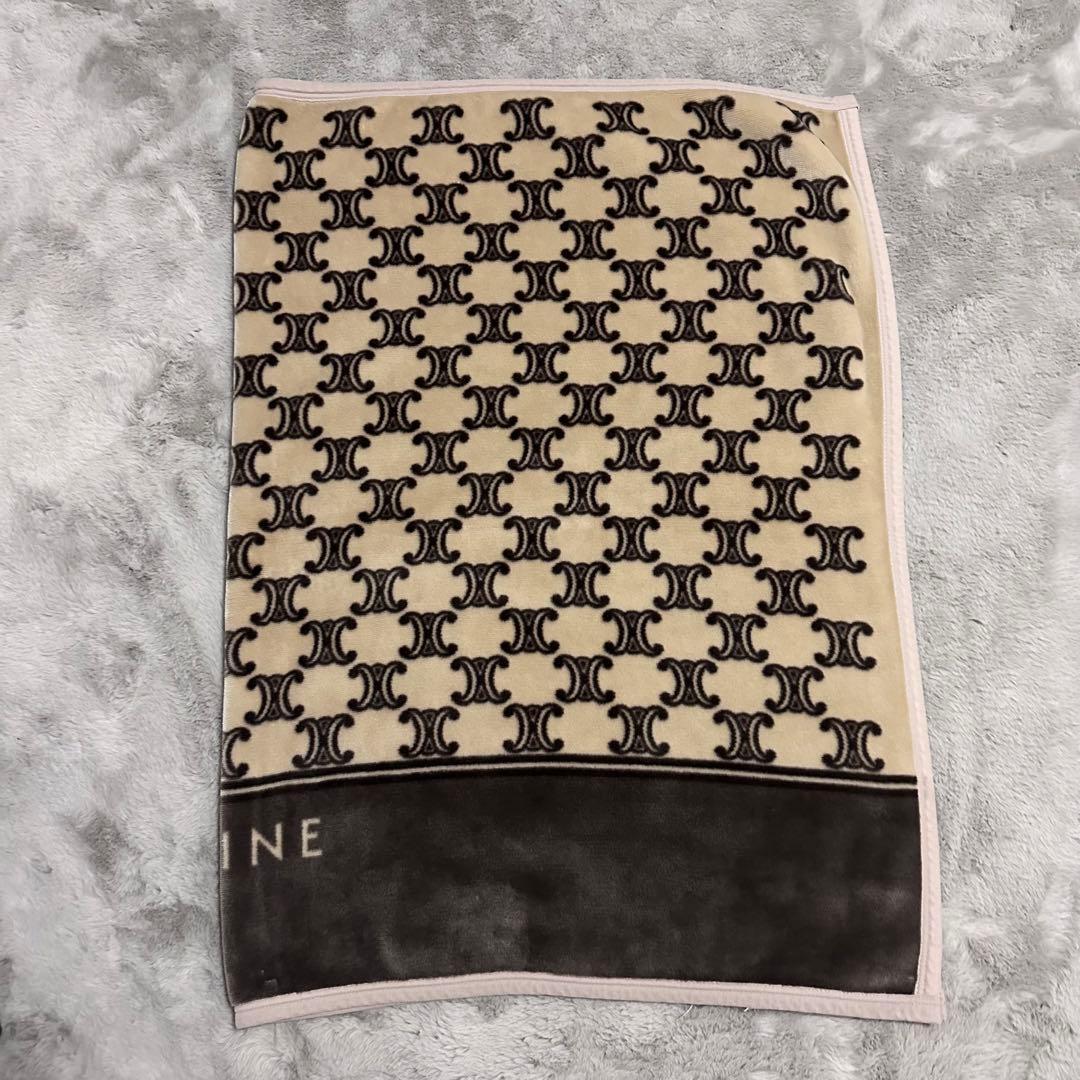 CELINE】セリーヌ 膝掛け ブランケット ハーフケット - メルカリ